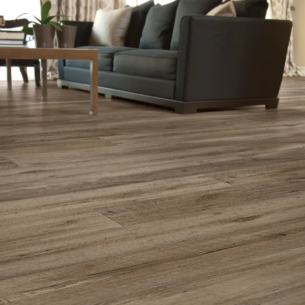 Waterproof flooring: understanding the difference between WPC and SPC