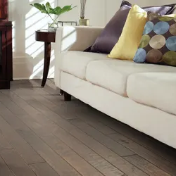 PioneerRoad_681_Ridge_154BW_3