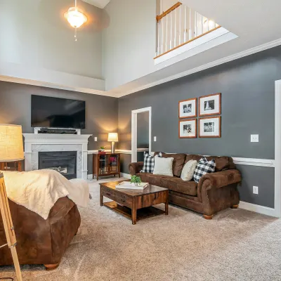 The Difference Between Wool and Nylon Carpet Fibers